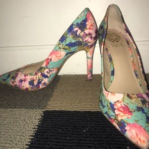 Floral pumps